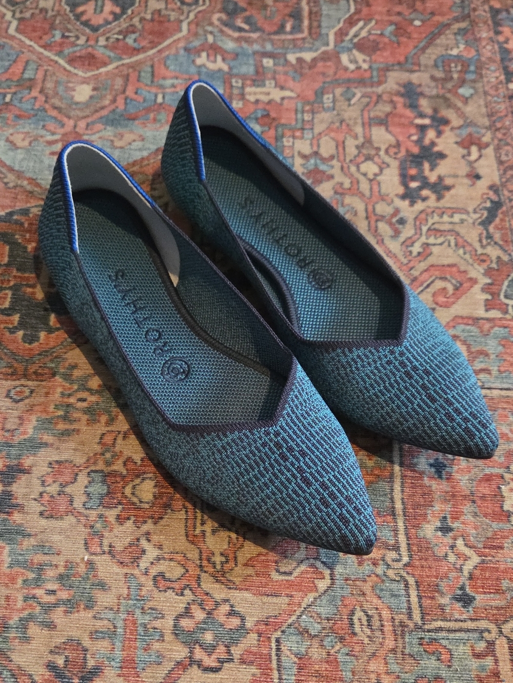 Rothy’s The Point Spruce Python (size 9)